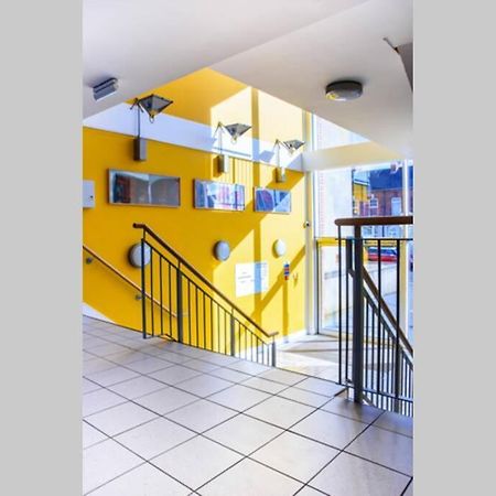 Luxury City Apartment Underground Parking 5* 벨파스트 외부 사진